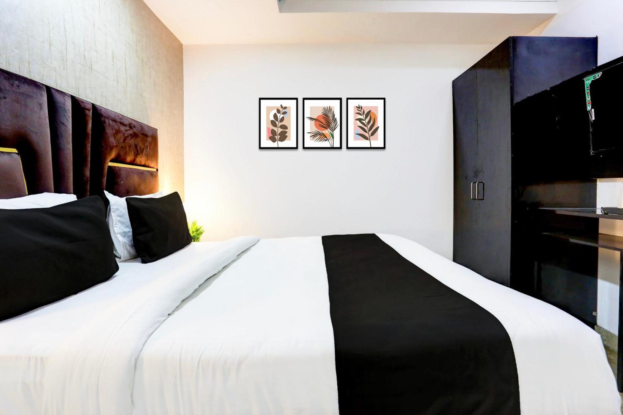 Super Collection O Kalyanpur Hotel Канпур Екстериор снимка
